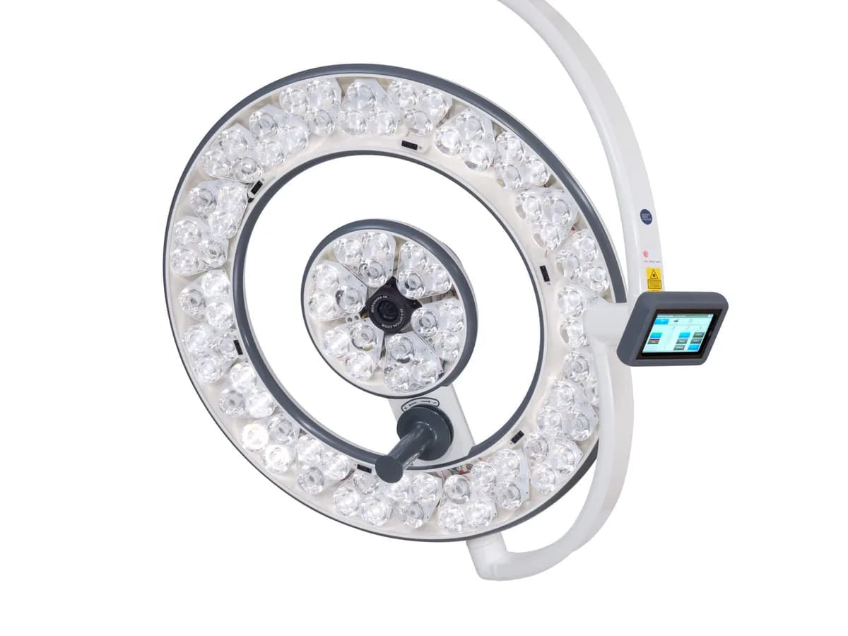 Q-Flow surgical lights